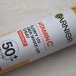 Garnier vitamin C glowy UV over make-up spray SPF 50+