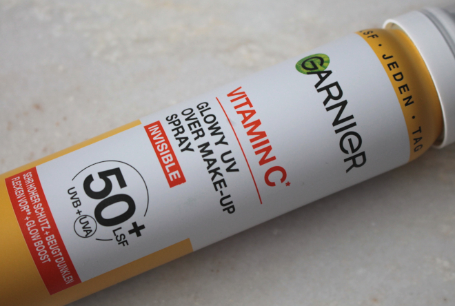 Garnier vitamin C glowy UV over make-up spray SPF 50+