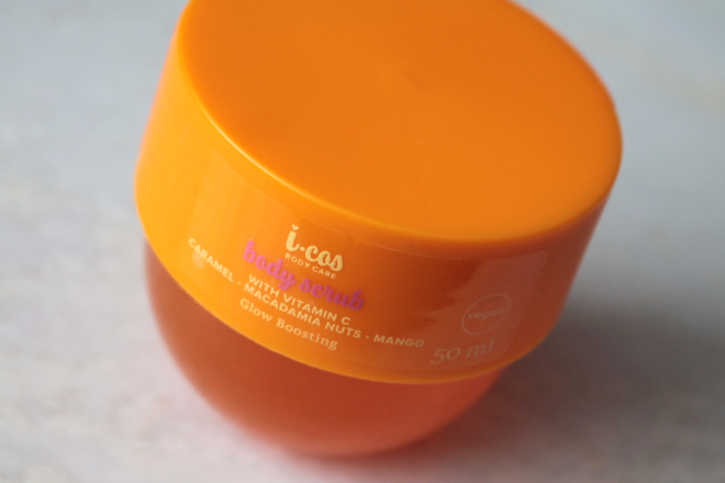 I-cos body scrub met vitamine C (mini size)